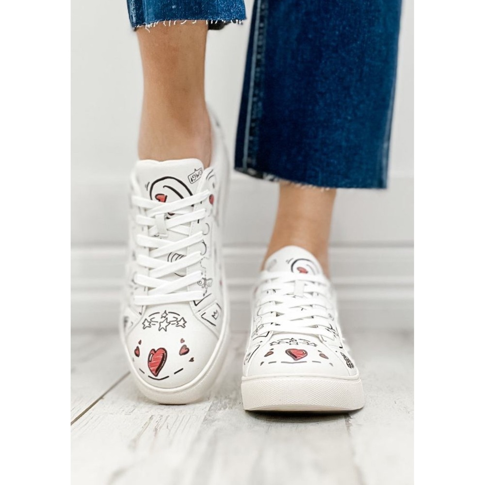 NIB Hey Girl by Corkys Supernova Love Doodle Sneakers White Casual Shoes